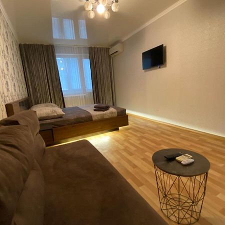 2 Комнатная Квартира, До 6 Спальных Мест Apartment Krivoy Rog Luaran gambar