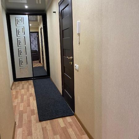 2 Комнатная Квартира, До 6 Спальных Мест Apartment Krivoy Rog Luaran gambar